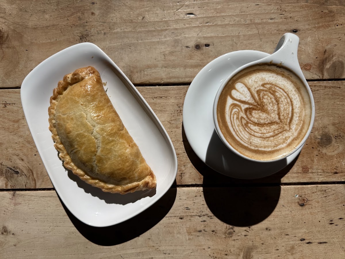 Heights Coffee Roasters — café photo 1