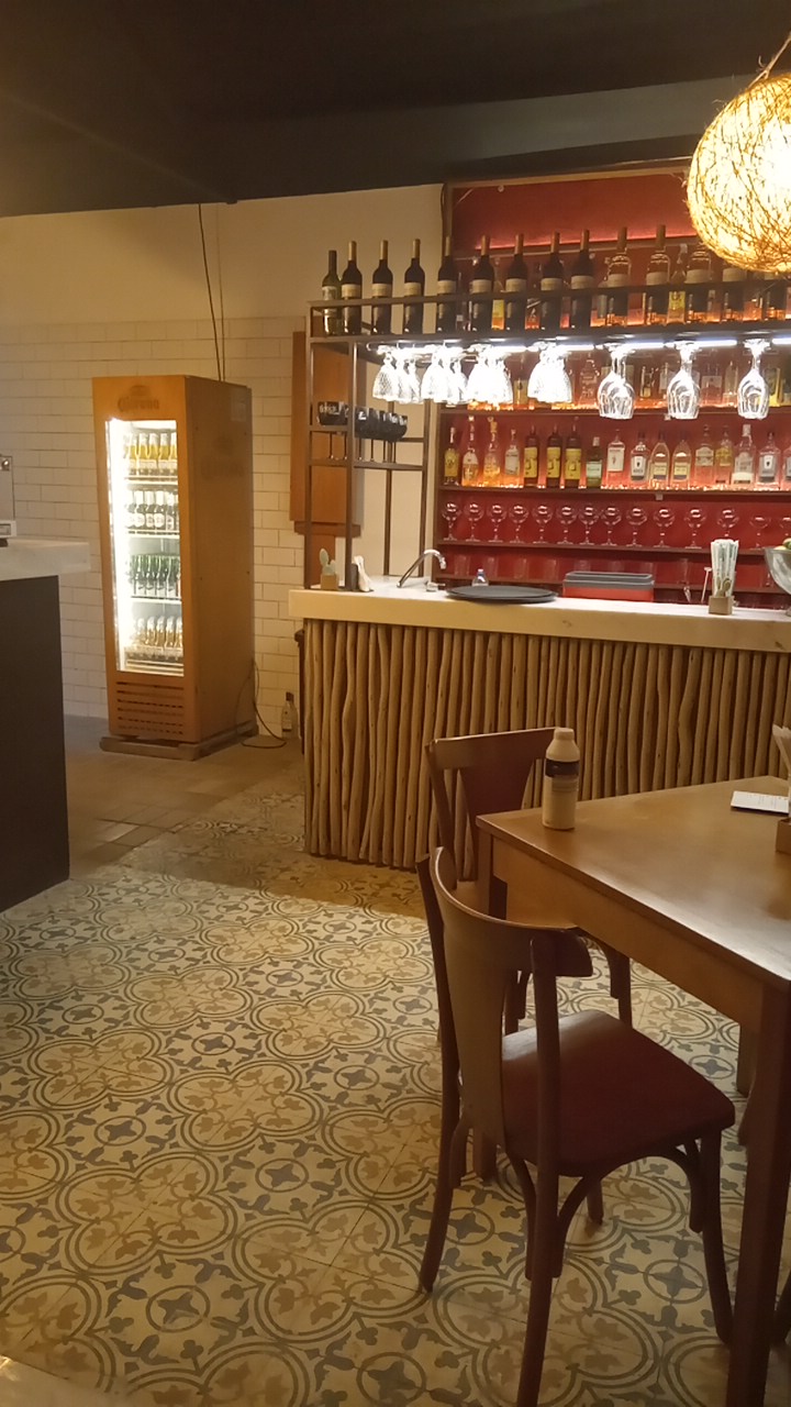 Ovo Cafeteria — café photo 2