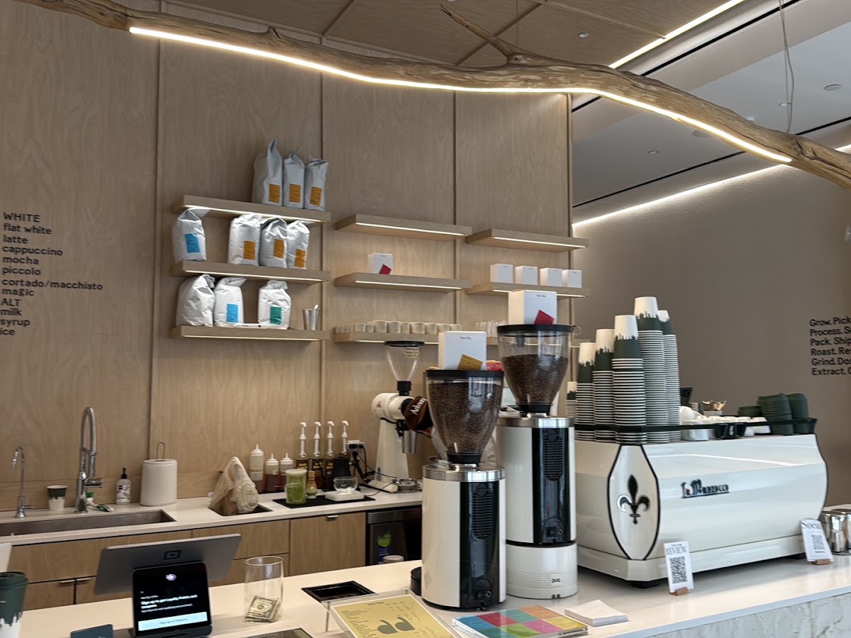 dae day coffee — café photo 3