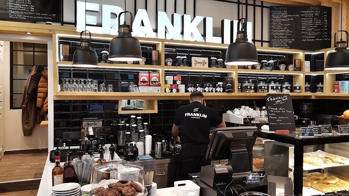 Robin's Coffee — café photo 1