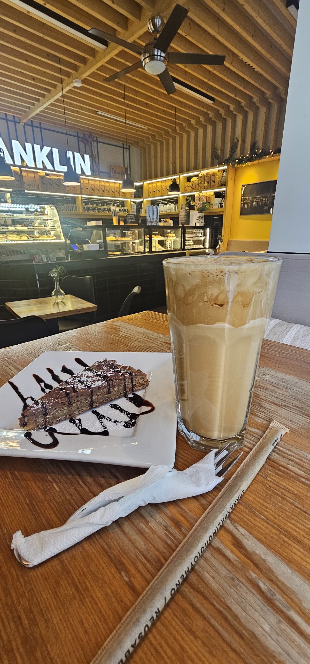 Robin's Coffee — café photo 2