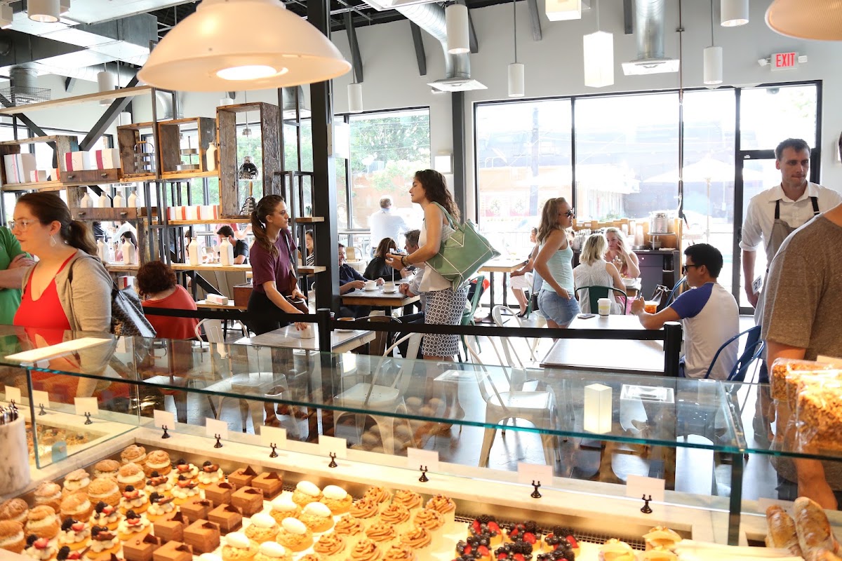 Common Bond Cafe & Bakery — café photo 1