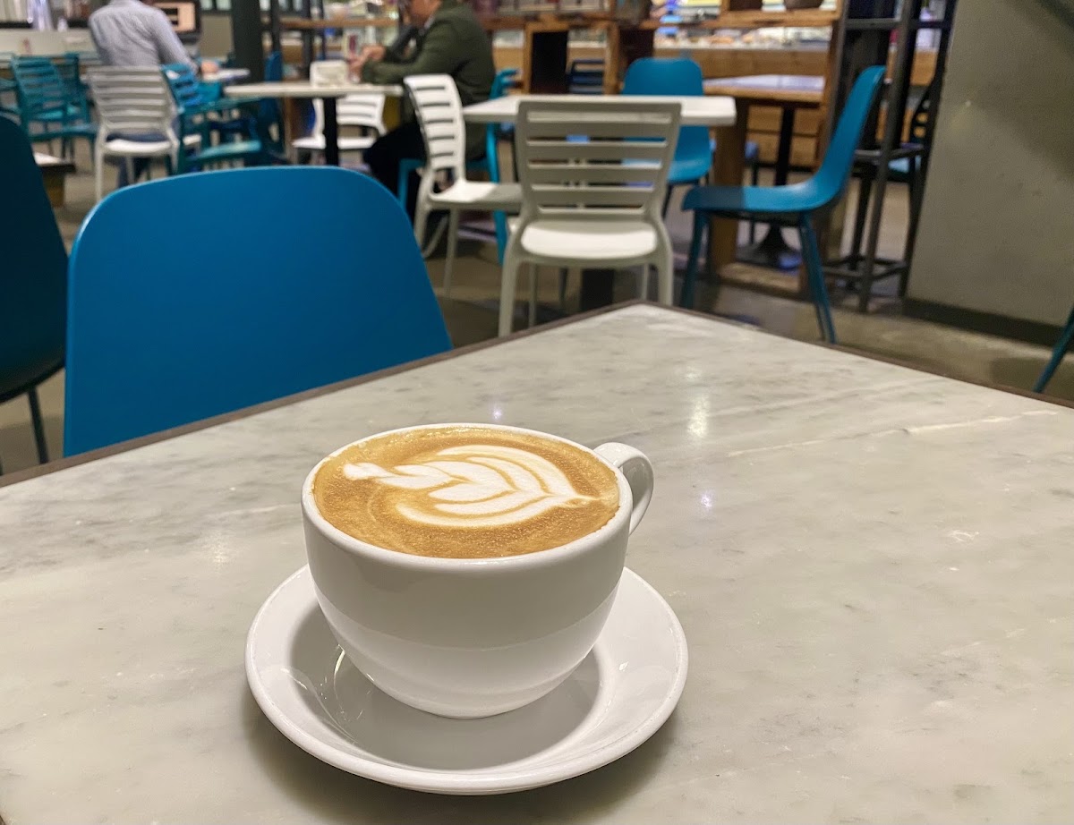 Common Bond Cafe & Bakery — café photo 4