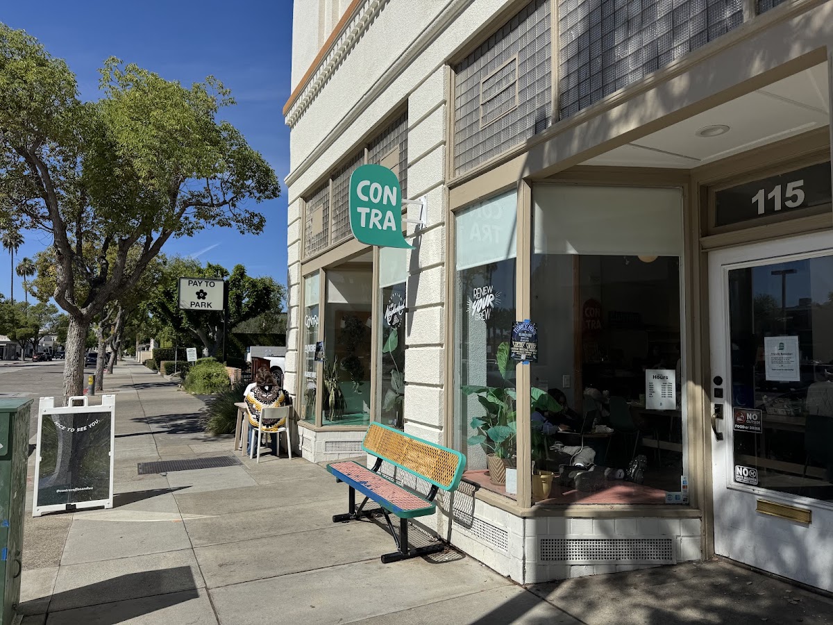 Contra Coffee & Tea — café photo 1