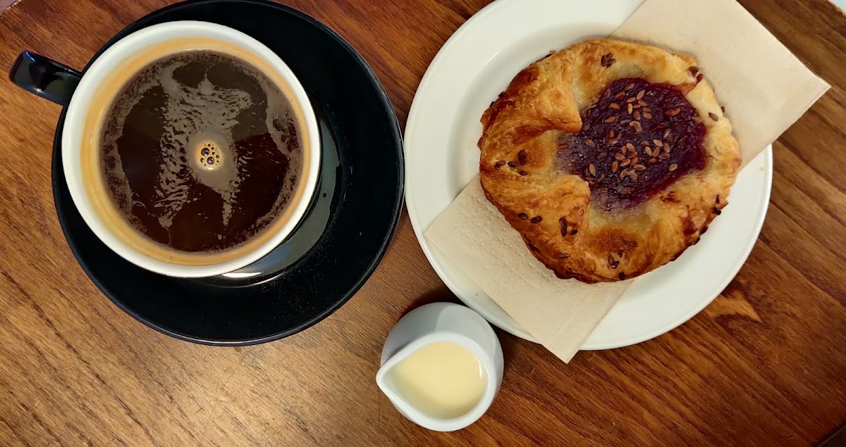 FWD:Coffee — café photo 4