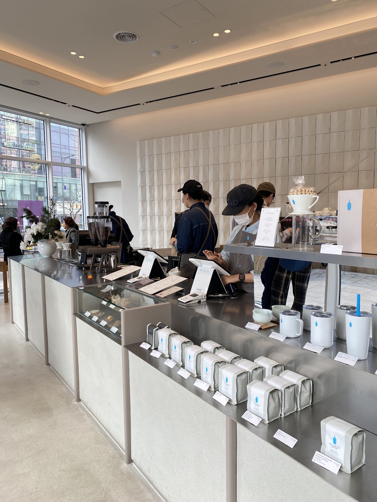 Blue Bottle Coffee Seongnam-si — café photo 3