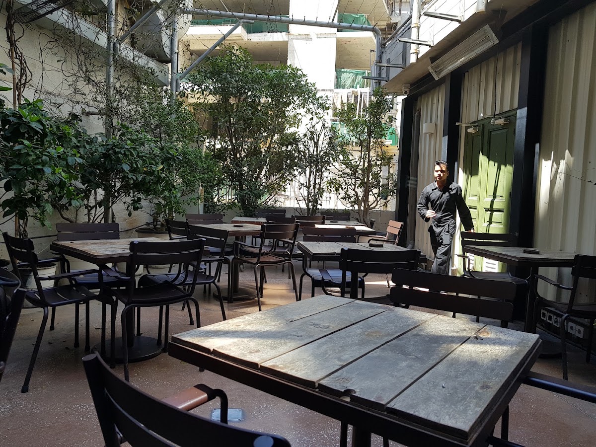 Urbanista Gemmayze — café photo 1