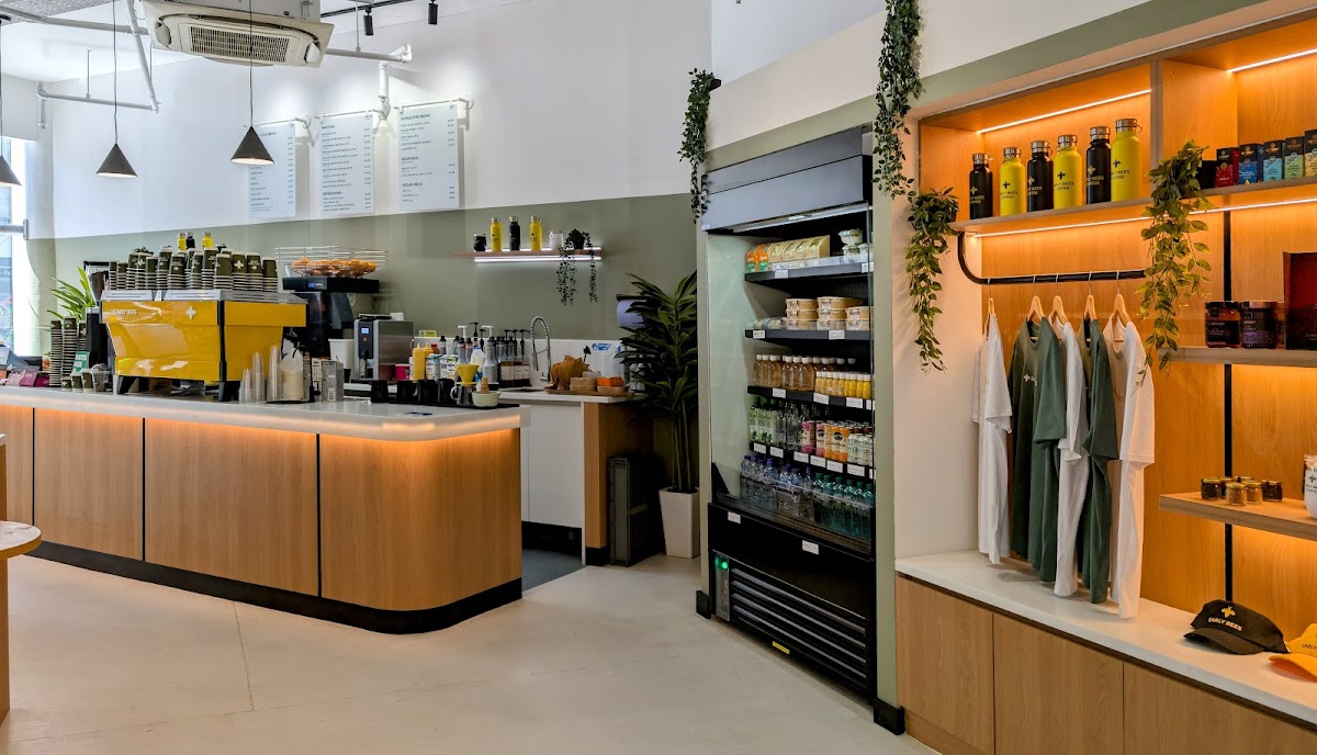 Early Bees Coffee Holborn — café photo 6