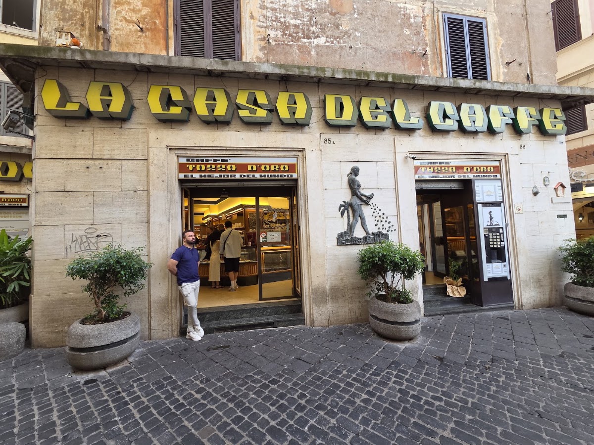 Tazza d'Oro — café photo 2