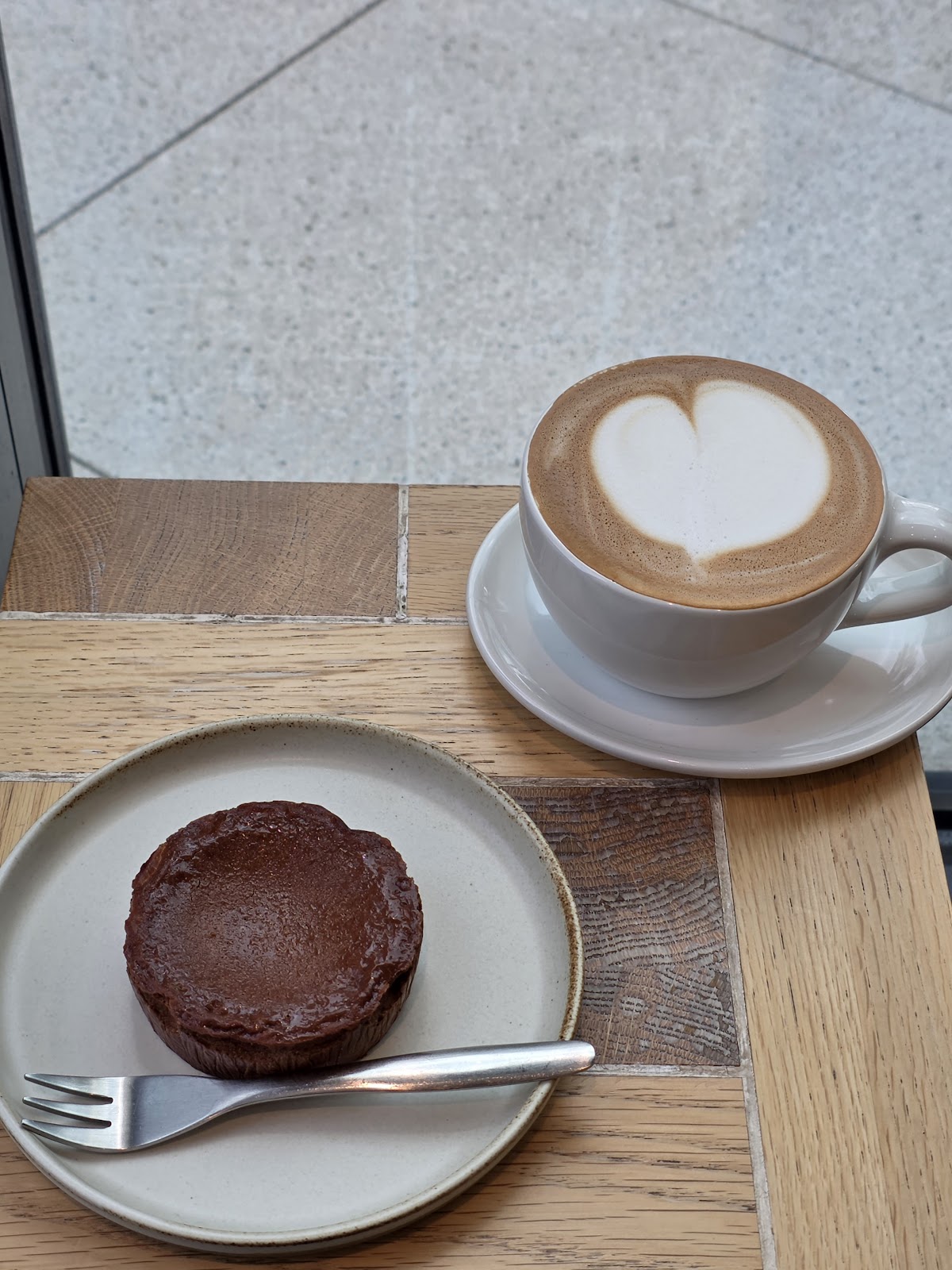 Blue Bottle Coffee Minato City — café photo 4