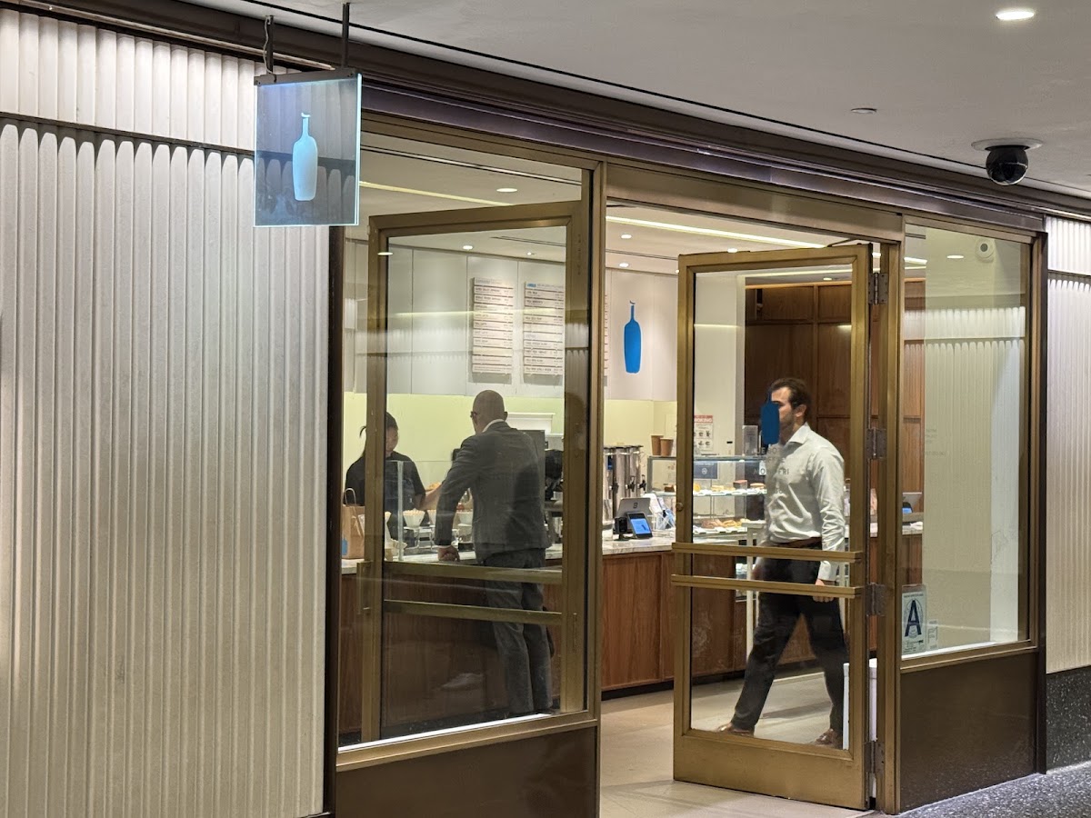 Blue Bottle Coffee NY 10020 — café photo 1