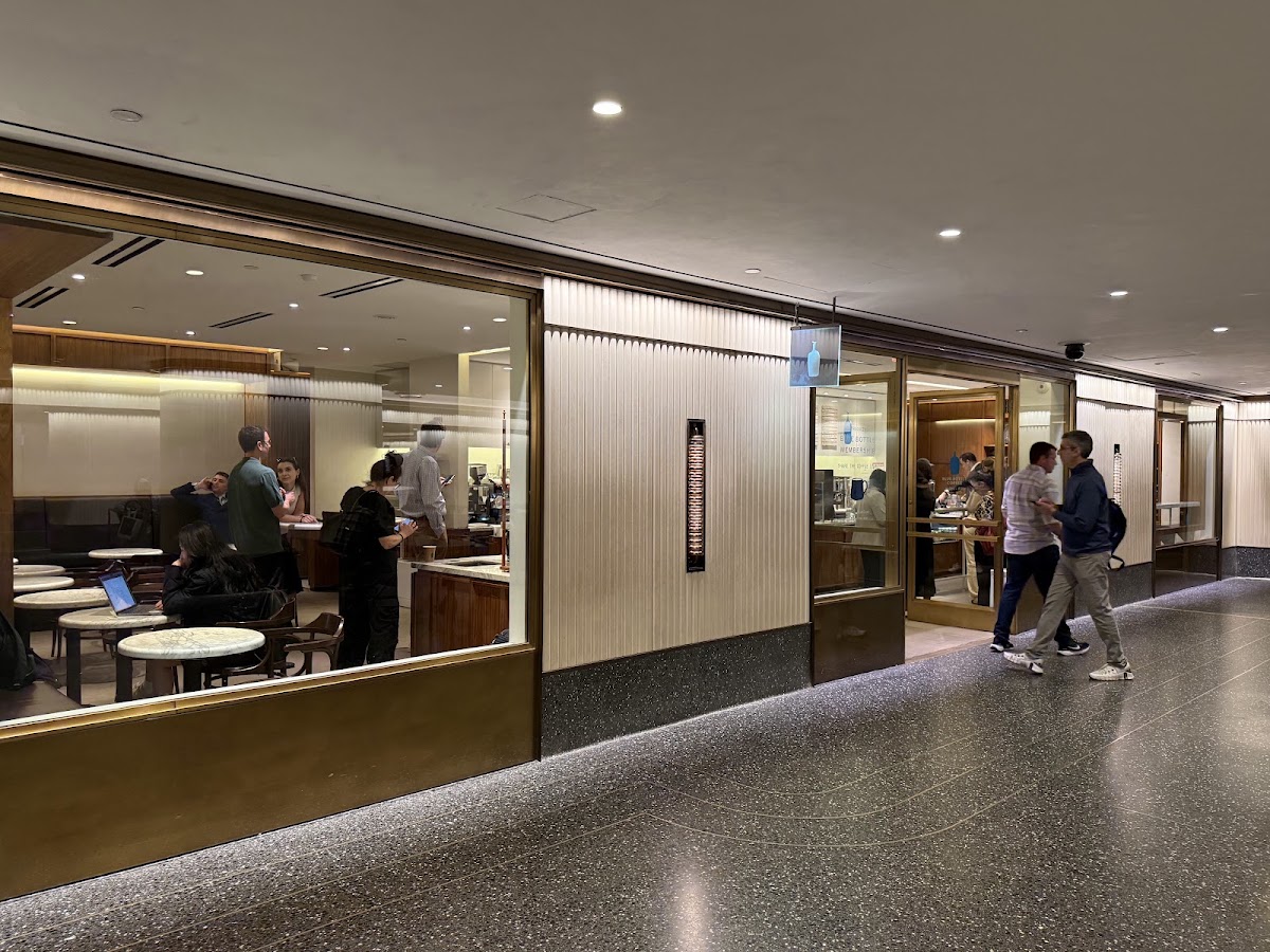 Blue Bottle Coffee NY 10020 — café photo 5
