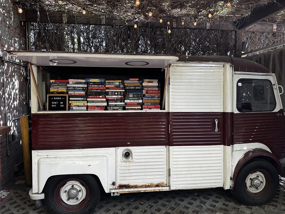 CAFE NIDO: Coffee & Books — café photo 6
