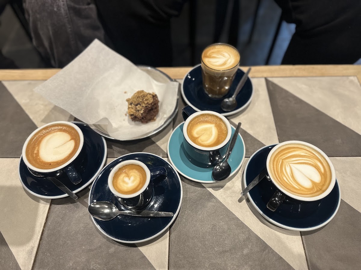 Frequency Coffee Camden Passage — café photo 4