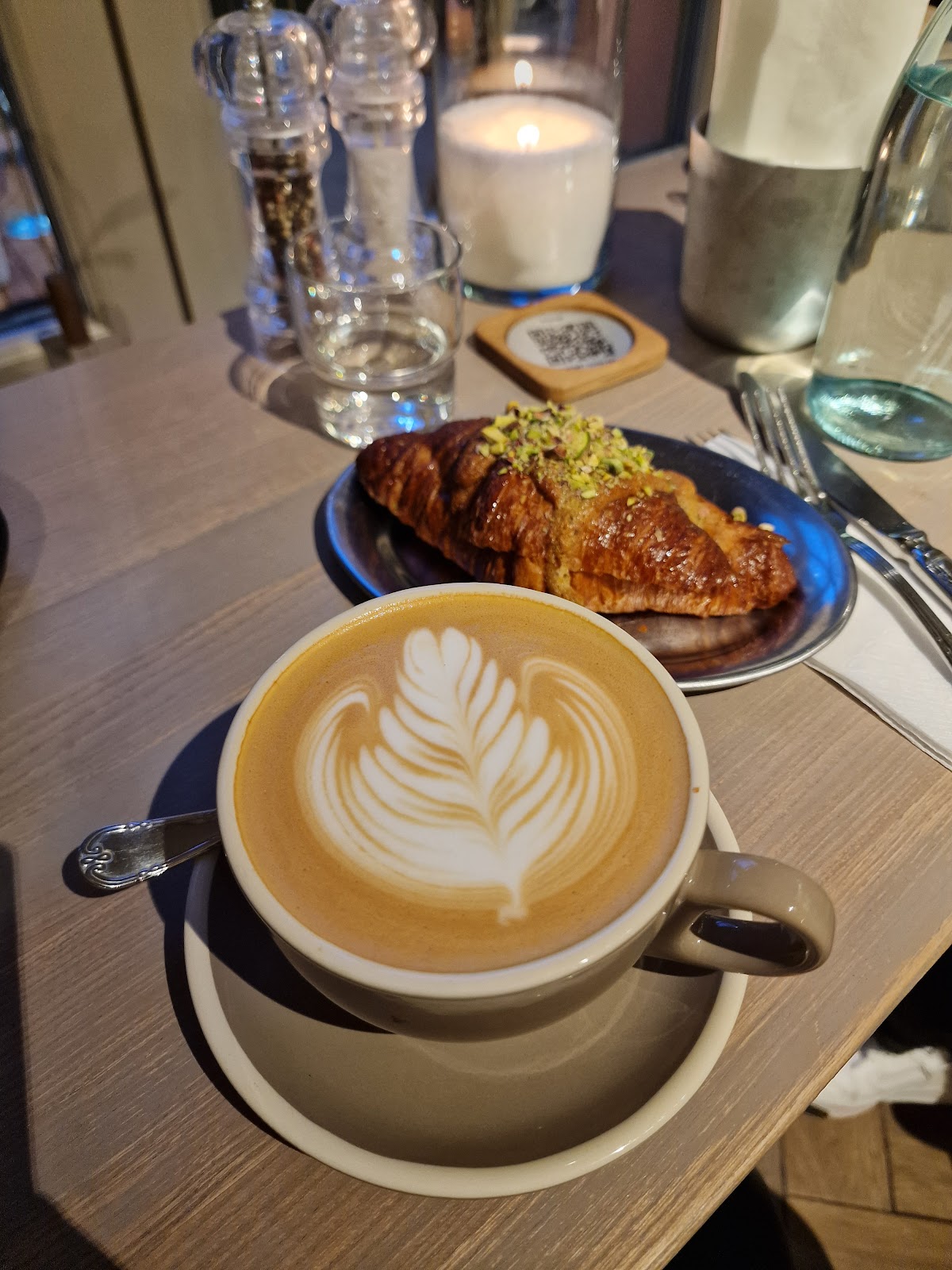Two Beans — café photo 4