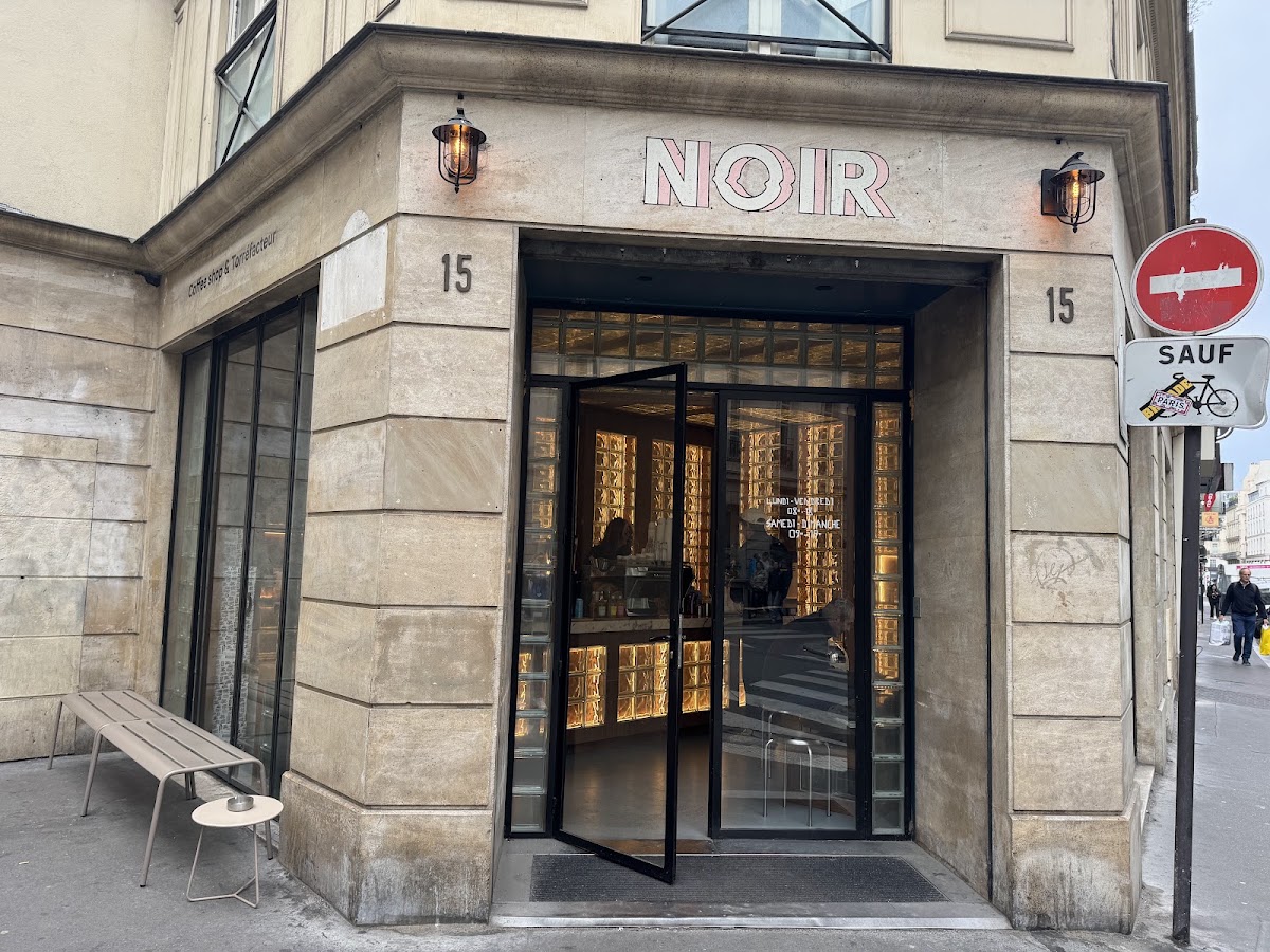 Noir Coffee Shop — café photo 1