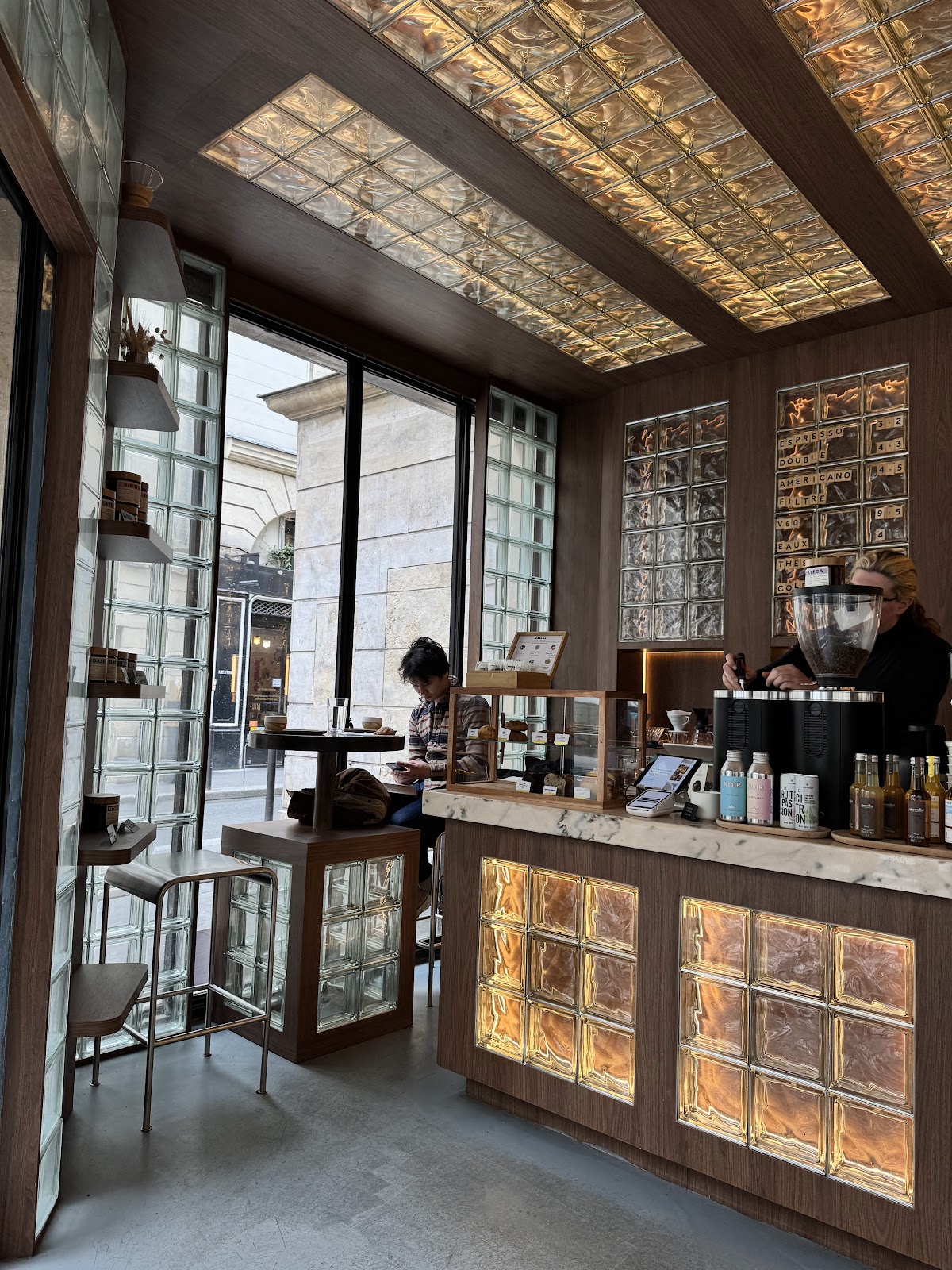 Noir Coffee Shop — café photo 3