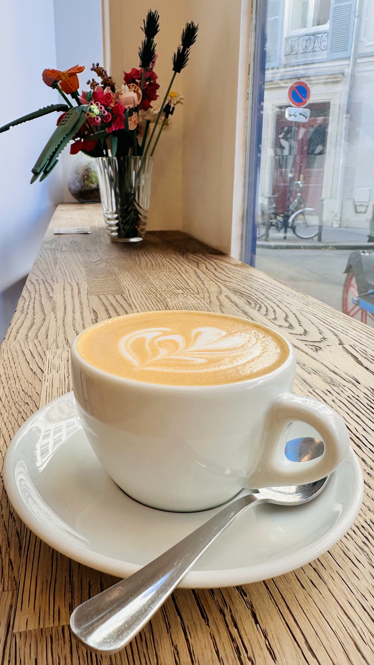 Hexagone Café — café photo 3
