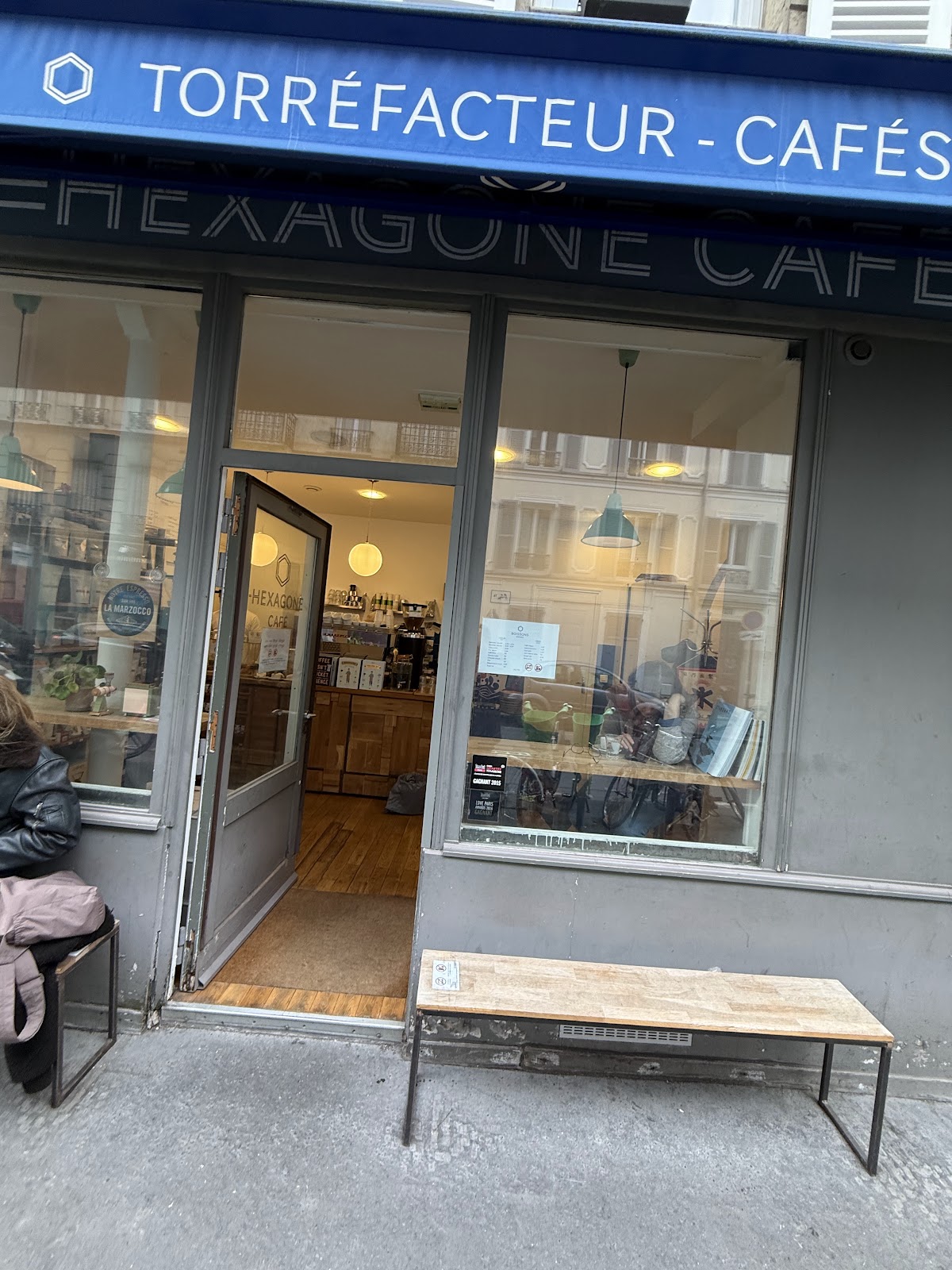 Hexagone Café — café photo 4