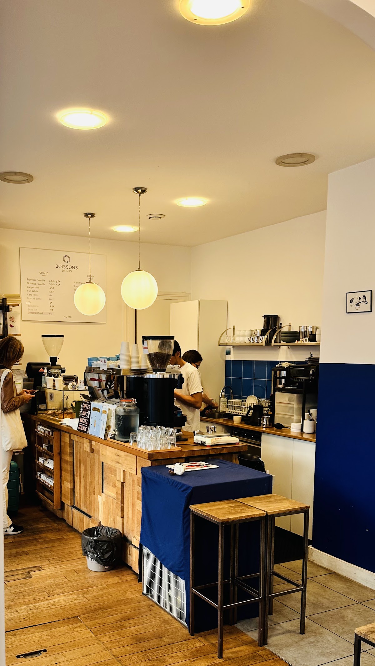 Hexagone Café — café photo 5