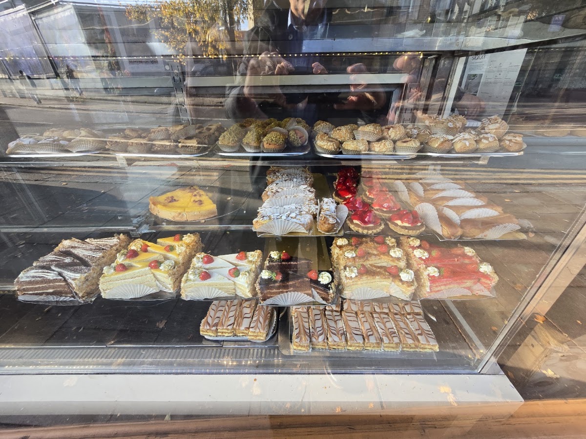 L'Hirondelle — café photo 3