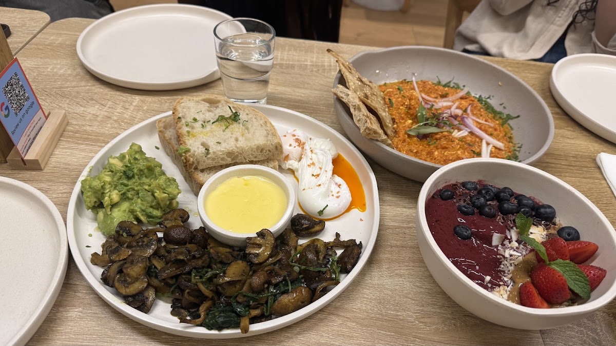 joon cafe | Brunch & Specialty Coffee — café photo 3