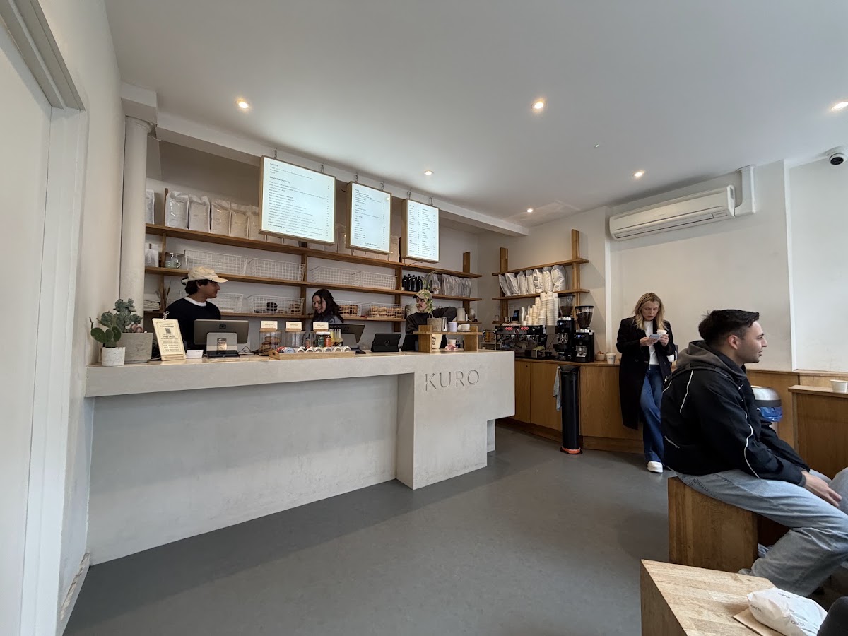 KURO BAGELS — café photo 6