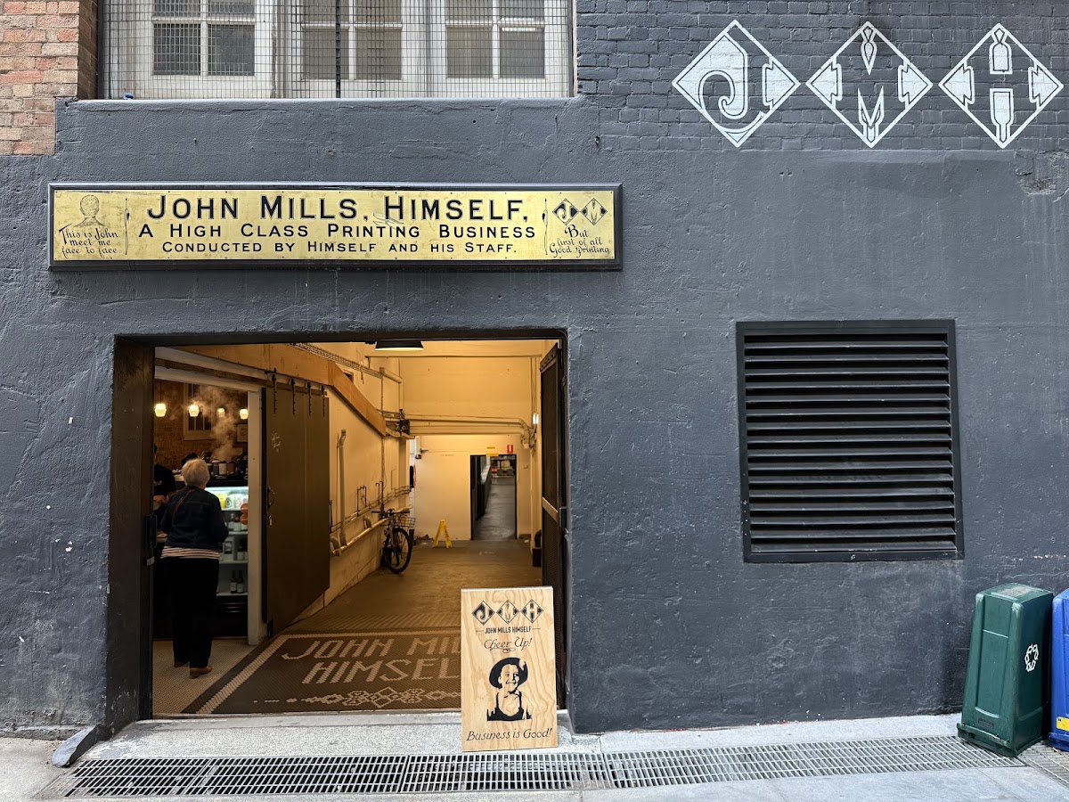 John Mills Himself — café photo 3
