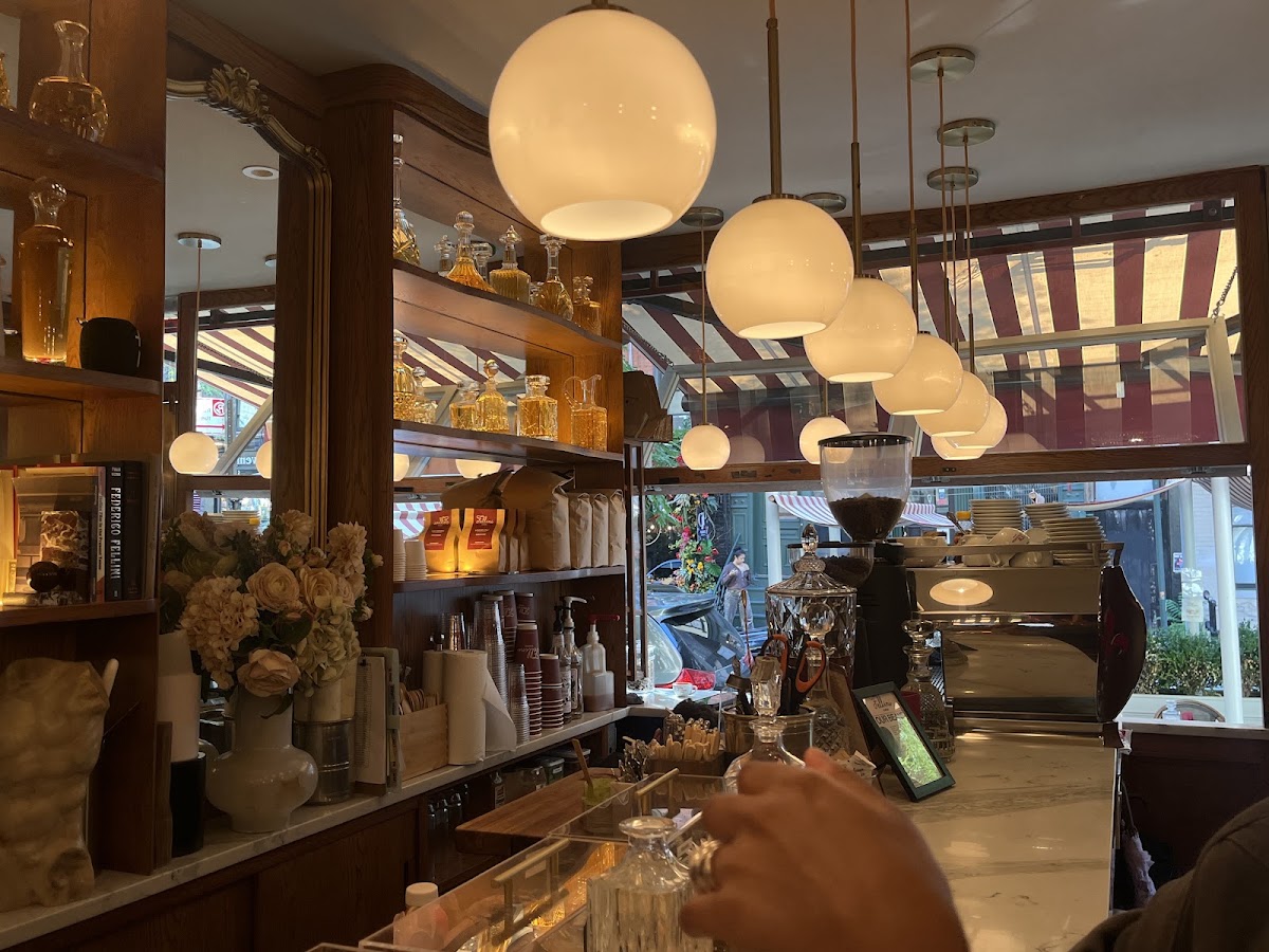 Fellini Coffee Soho — café photo 2