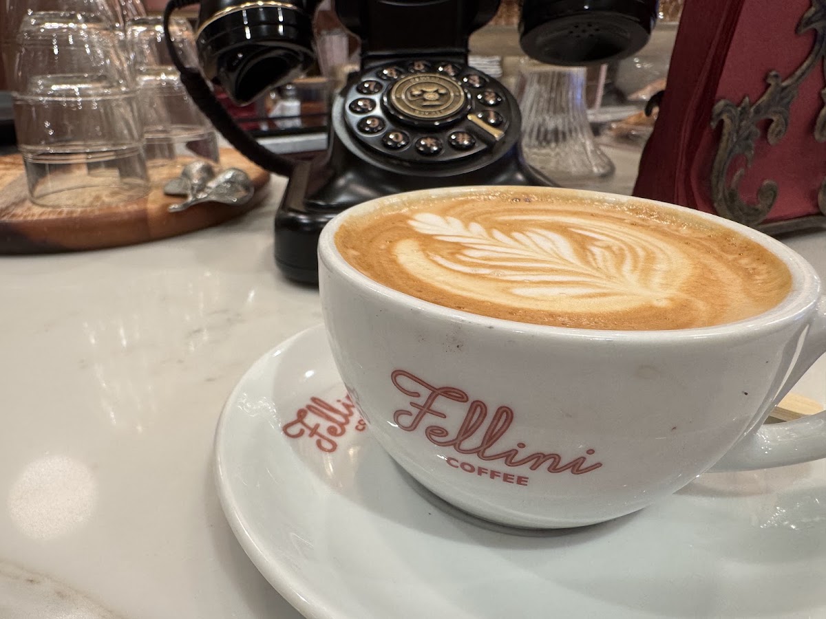 Fellini Coffee Soho — café photo 6