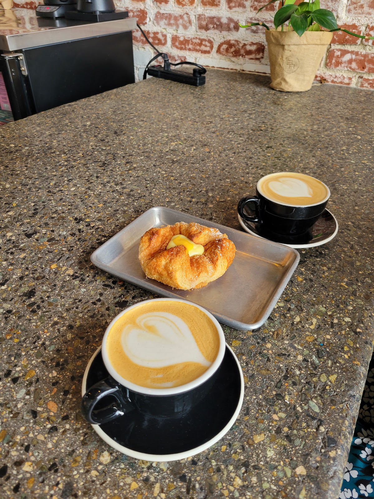 Black Ring Coffee Roasters — café photo 5