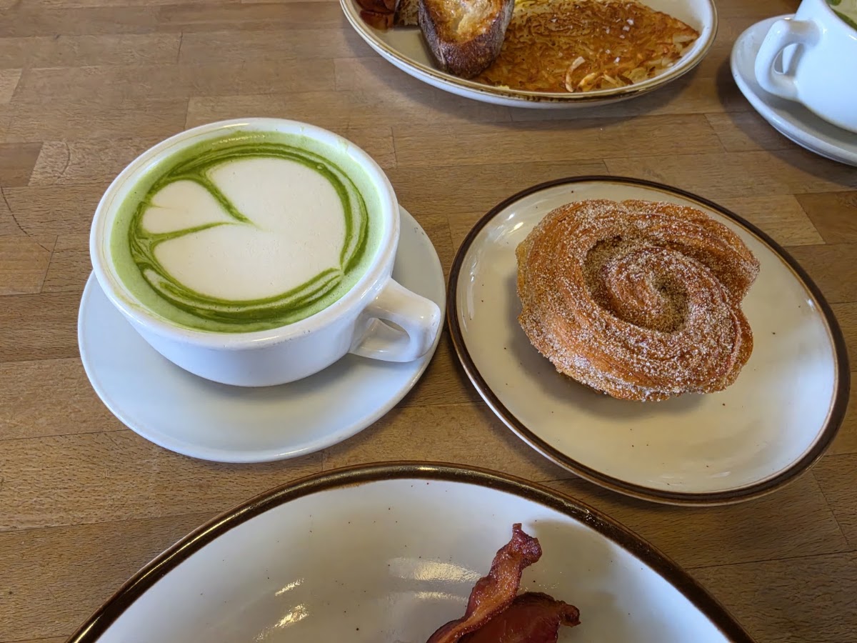 Ollie Vaughn's — café photo 3