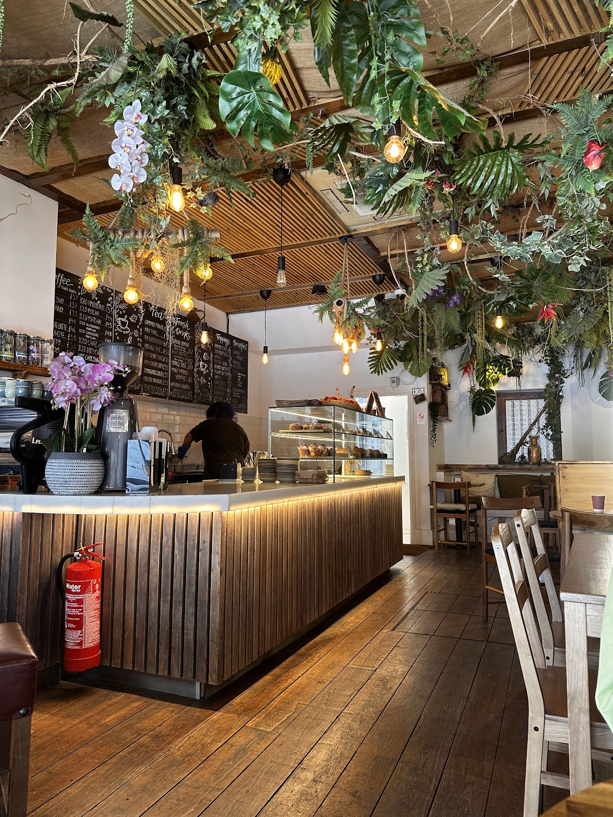 Mawi Cafe — café photo 3