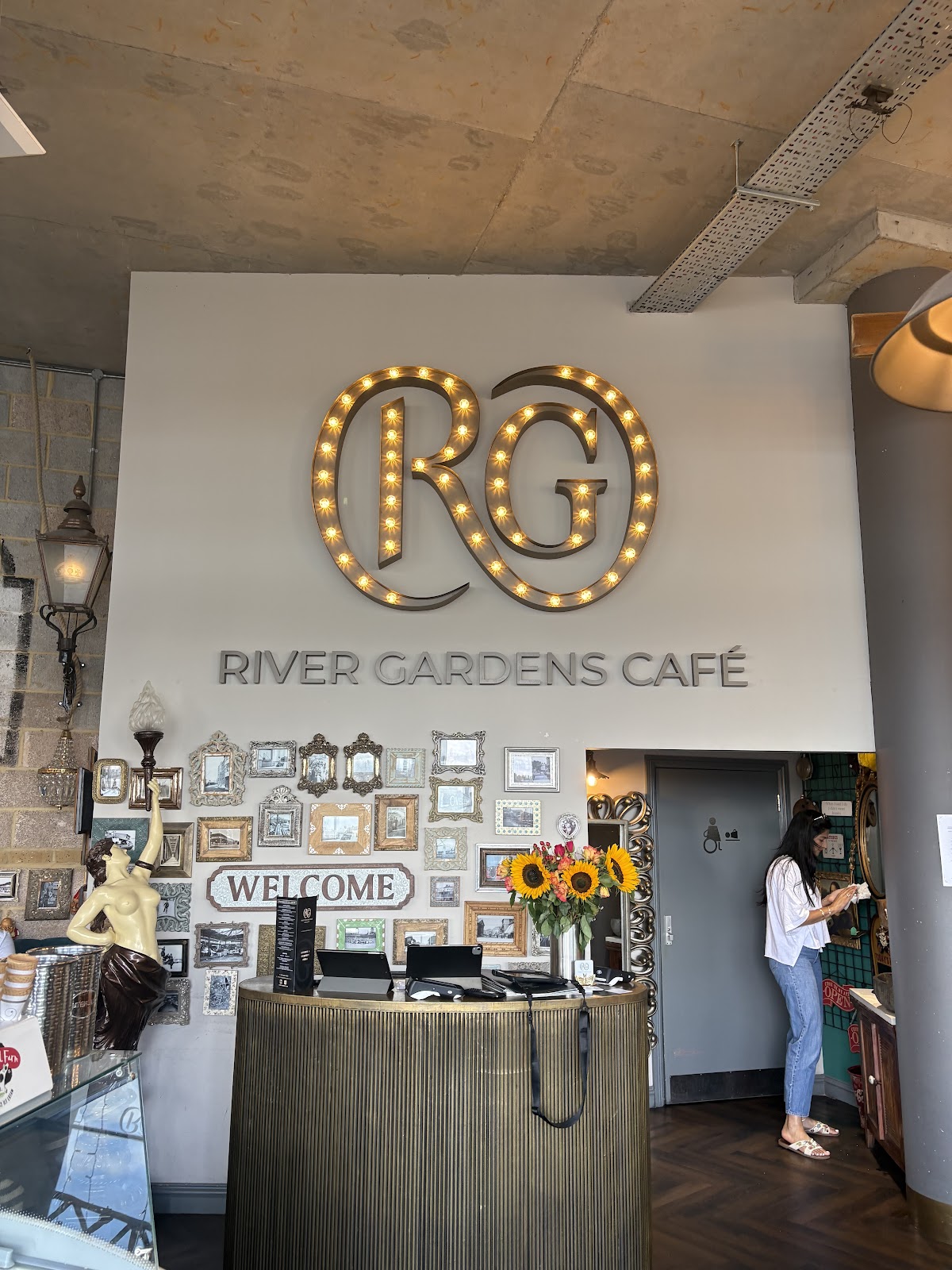 The River Gardens Café — café photo 5