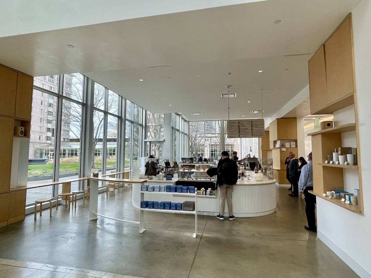 Blue Bottle Coffee MA 02199 — café photo 4