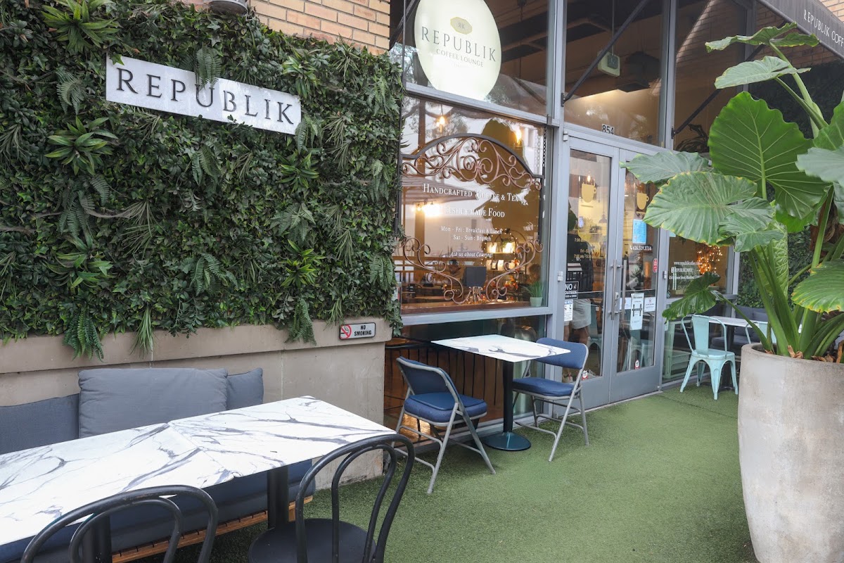 Republik Coffee Pasadena — café photo 1