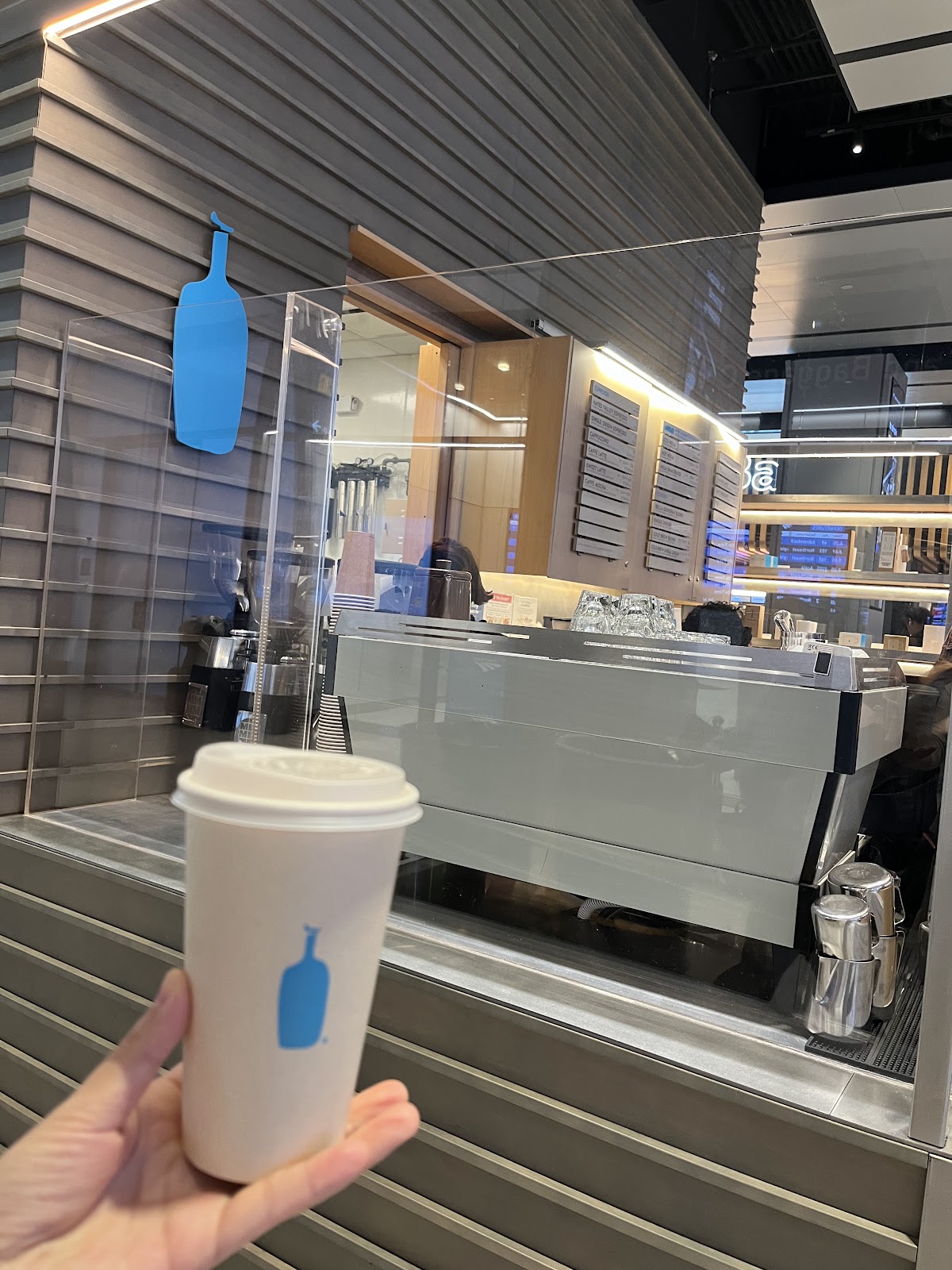 Blue Bottle Coffee NY 10001 — café photo 5