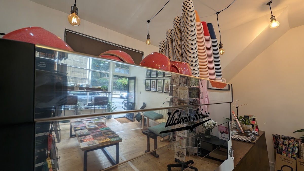 Clerkenwells, Coffee & Book Shop — café photo 1