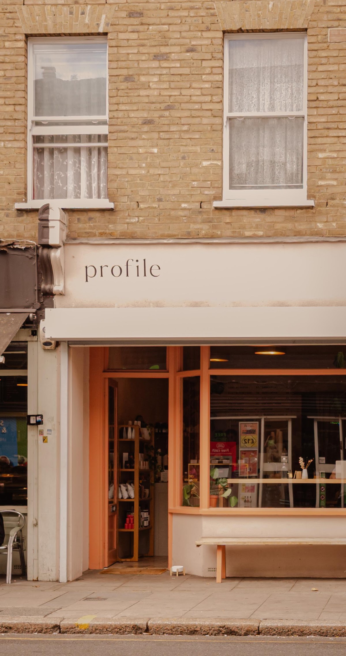 Profile Highbury — café photo 1