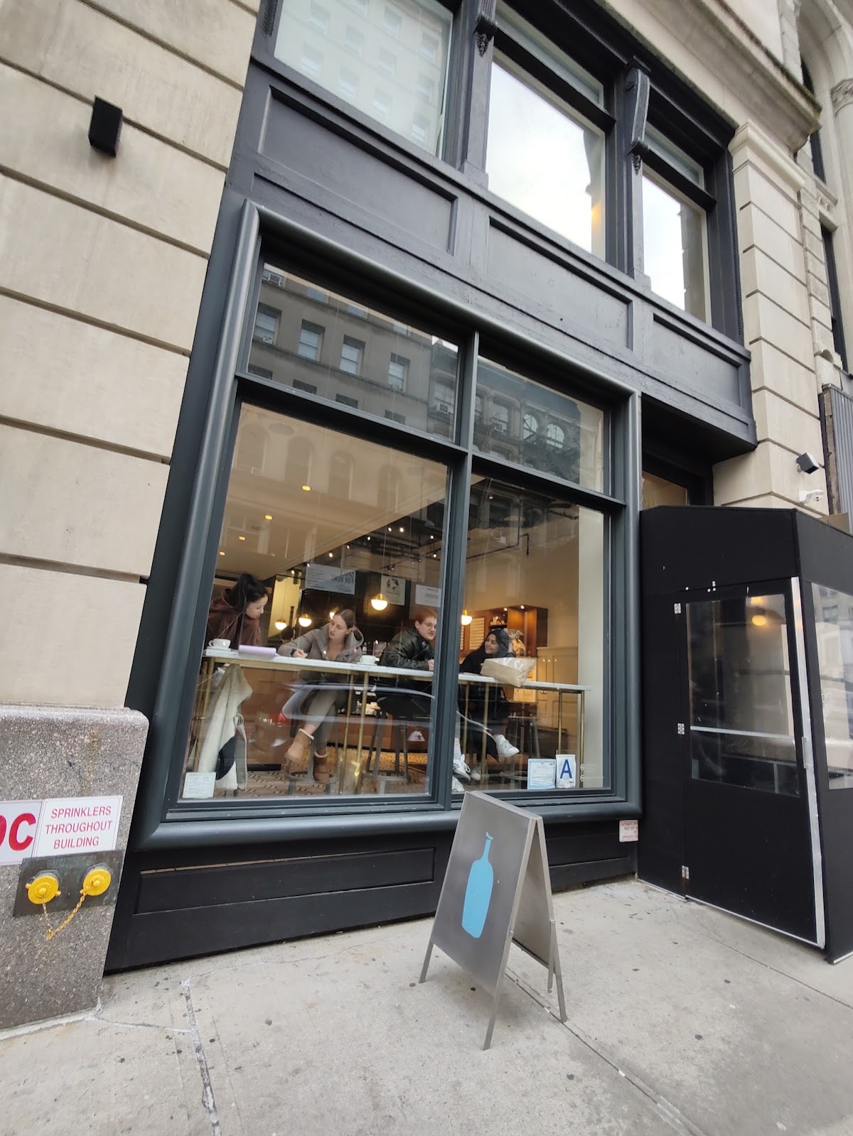 Blue Bottle Coffee NY 10013 — café photo 1