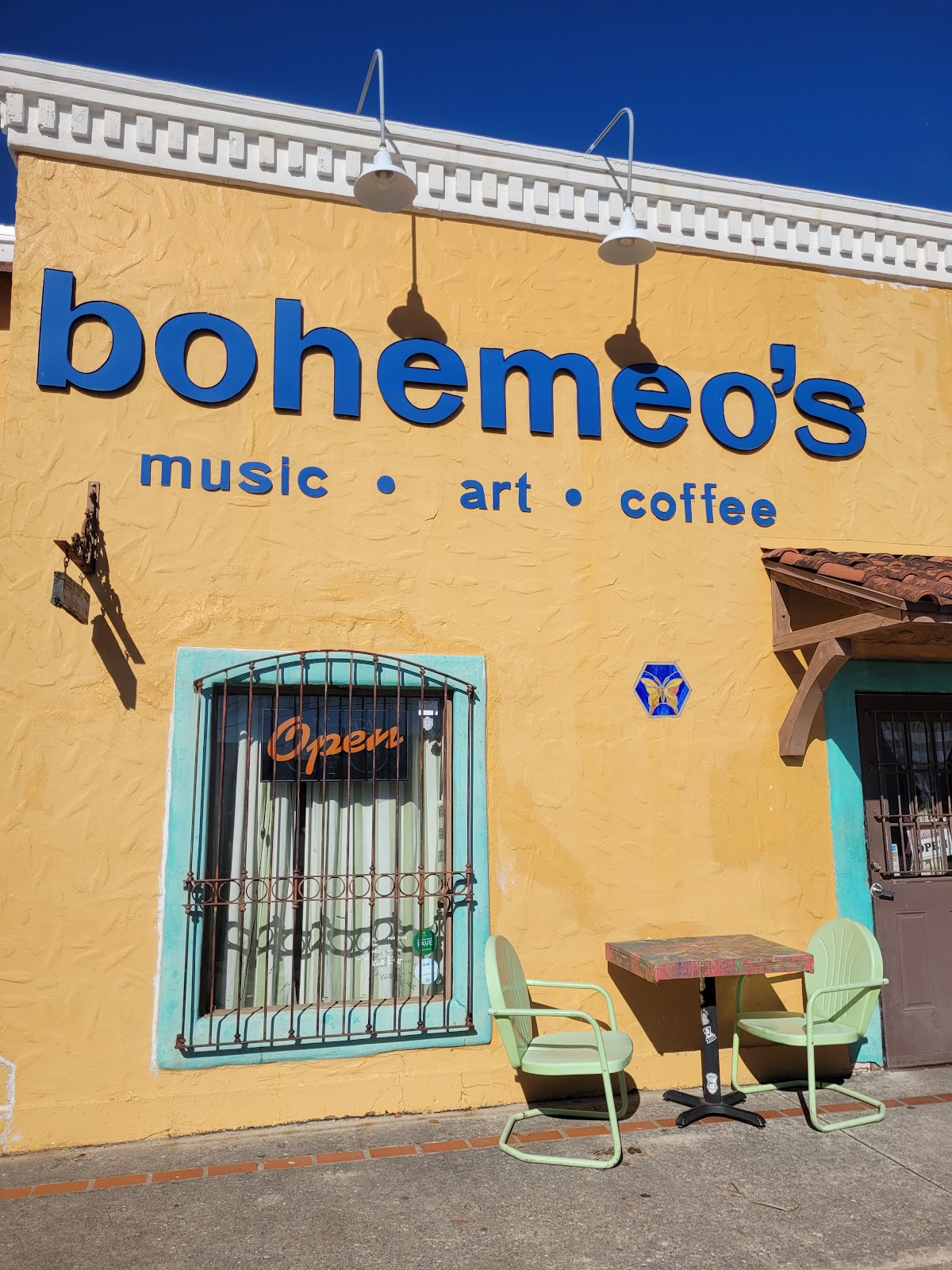 Bohemeo's — café photo 3