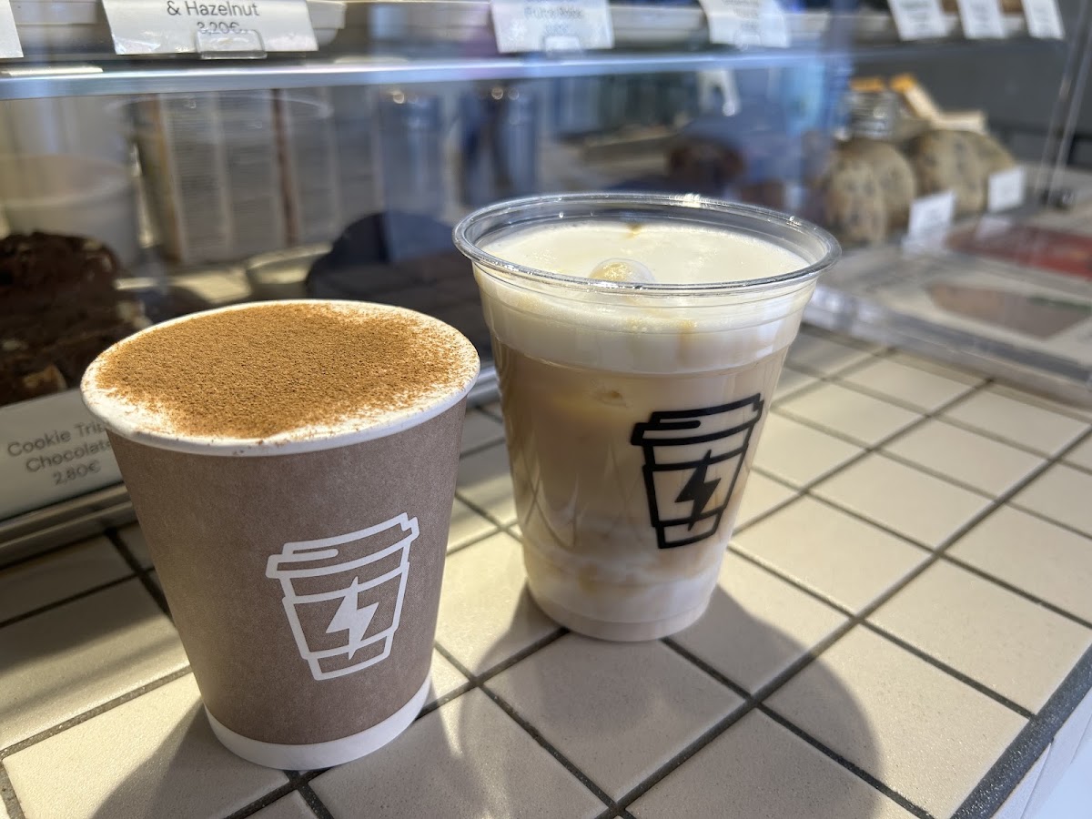 Syra Coffee Sarria — café photo 3