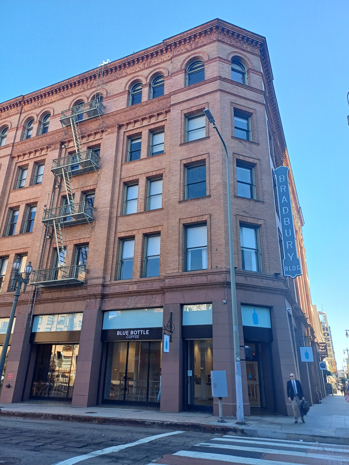 Blue Bottle Coffee CA 90013 — café photo 6