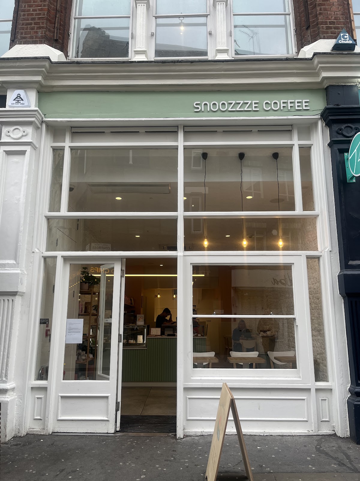 Snoozzze Coffee — café photo 3