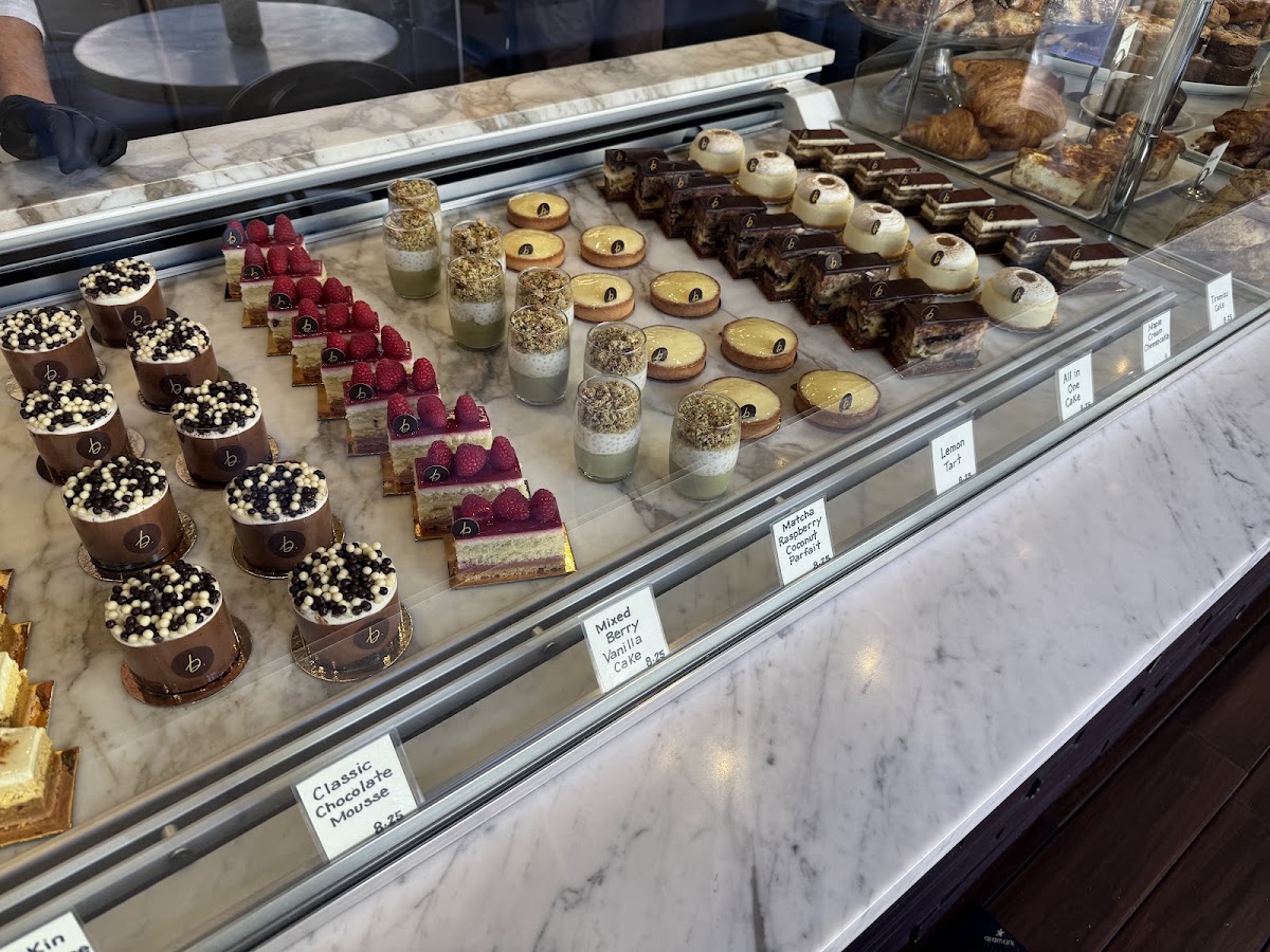 b. Patisserie — café photo 4