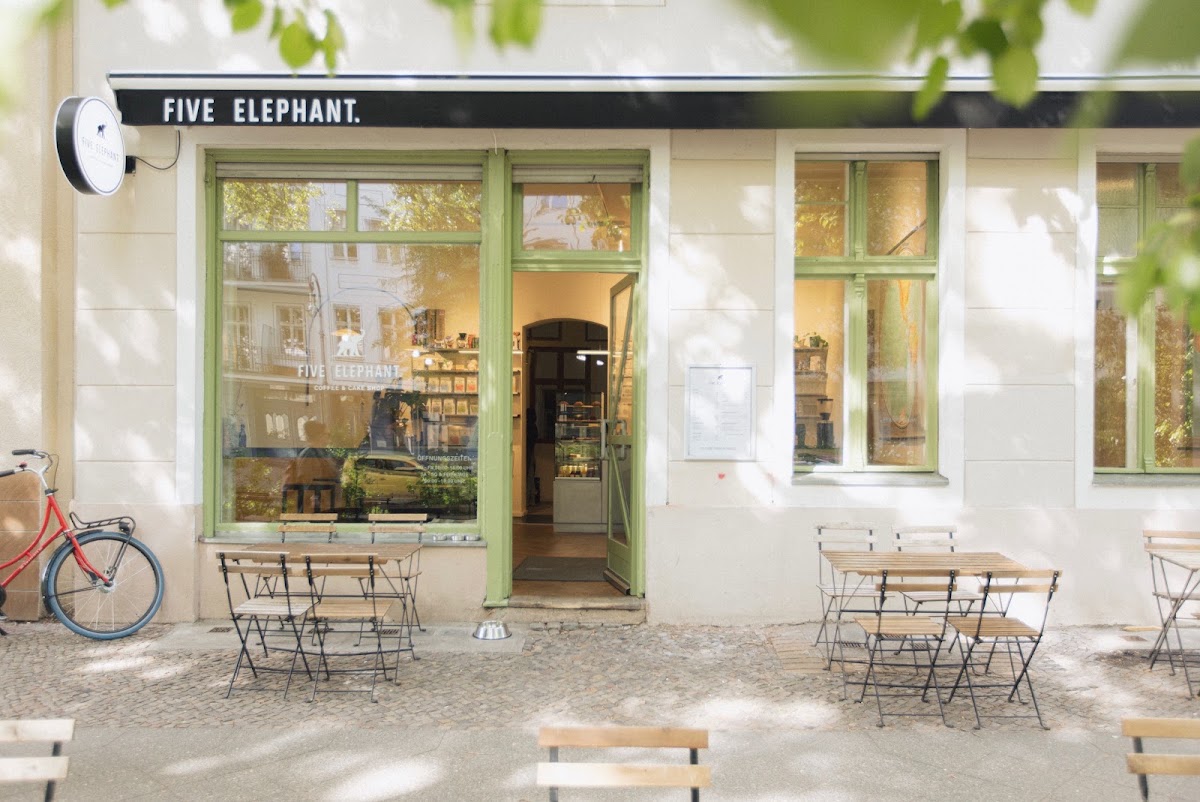 Five Elephant — café photo 1