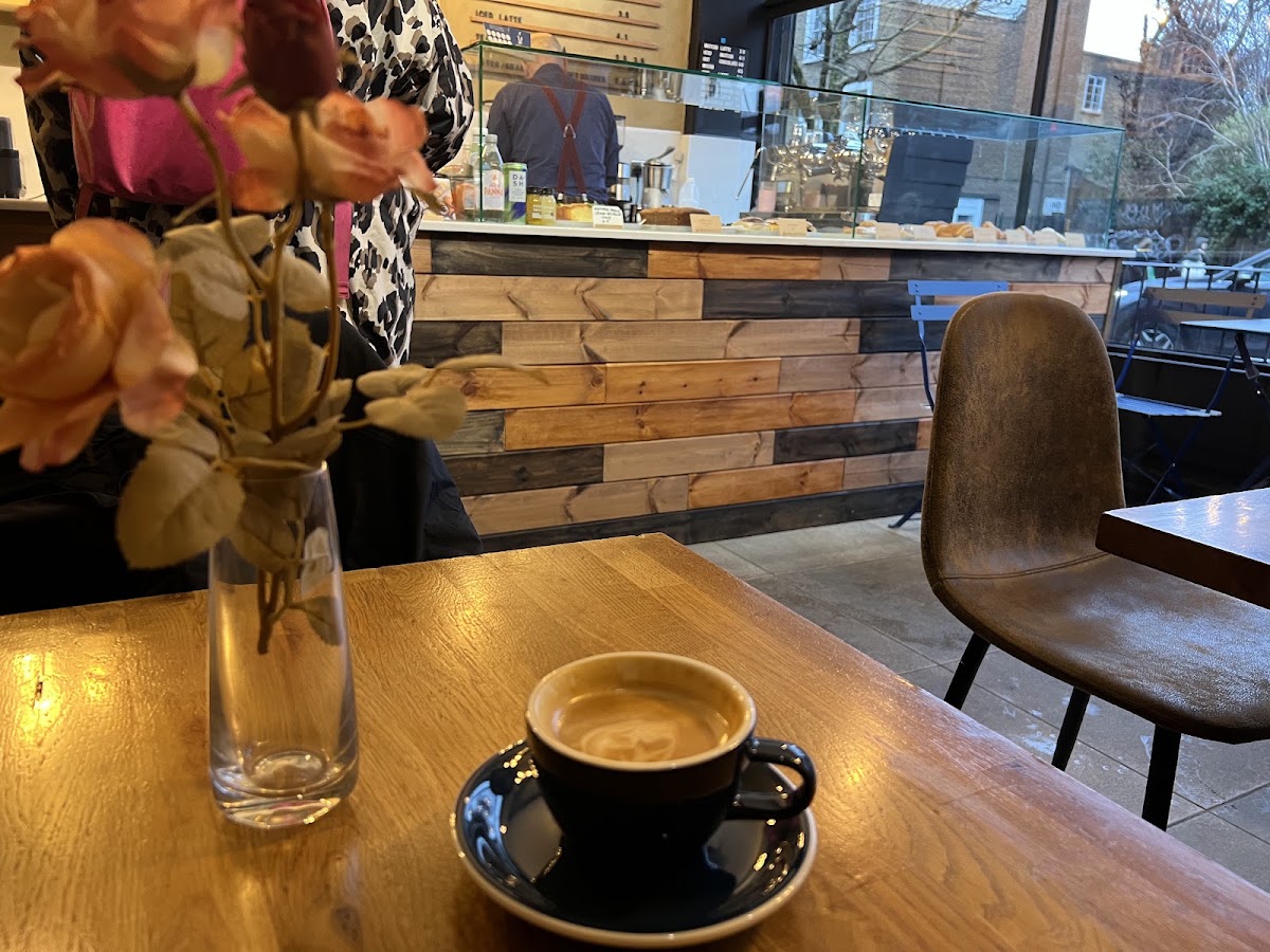 KOFIARA Camden — café photo 3