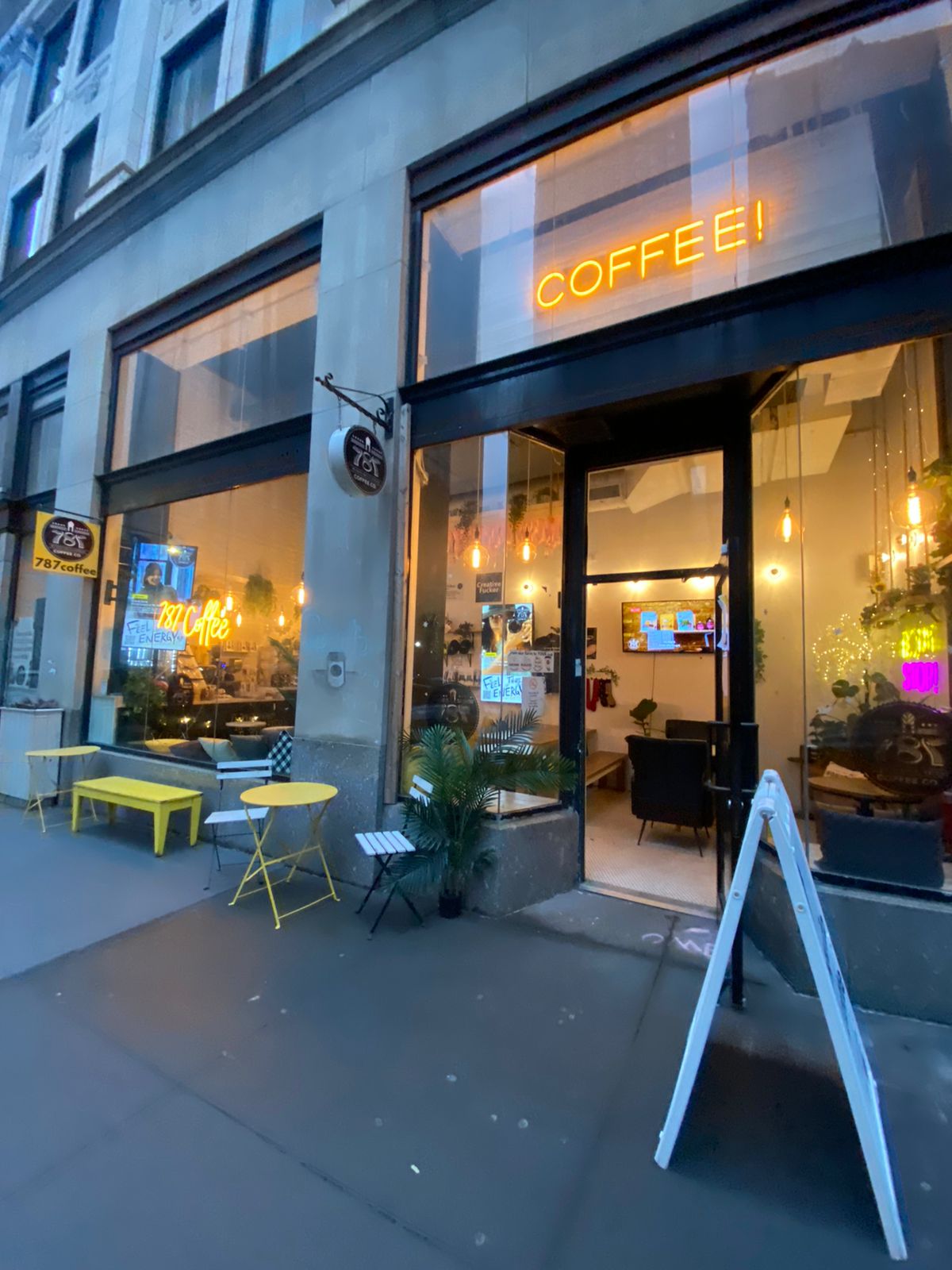 787 Coffee — café photo 1