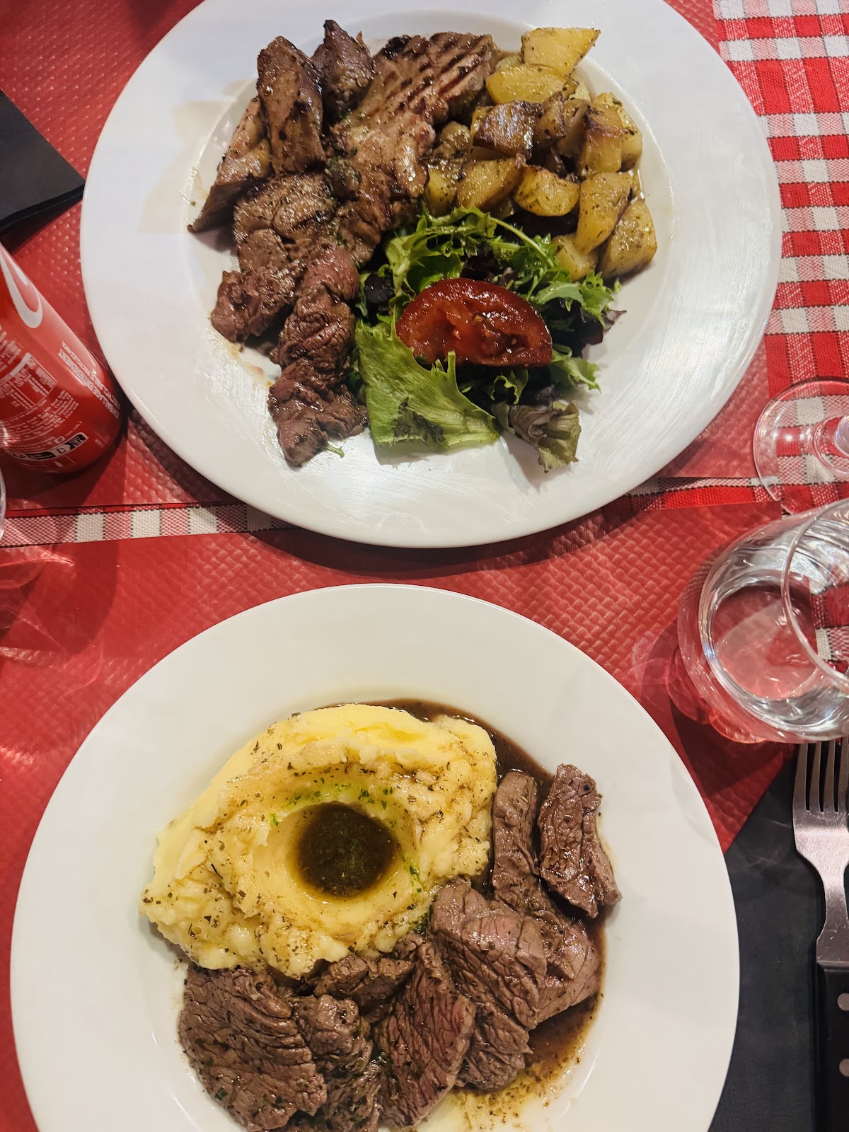 La Rossettisserie Cafe — café photo 4