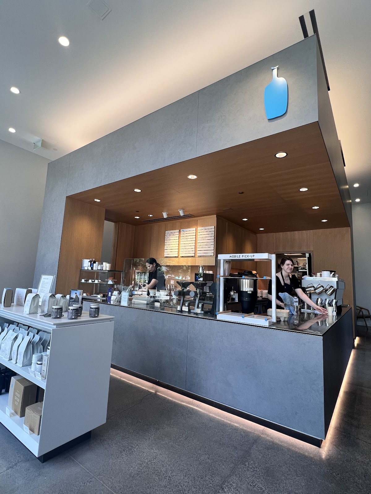 Blue Bottle Coffee MA 02210 — café photo 4